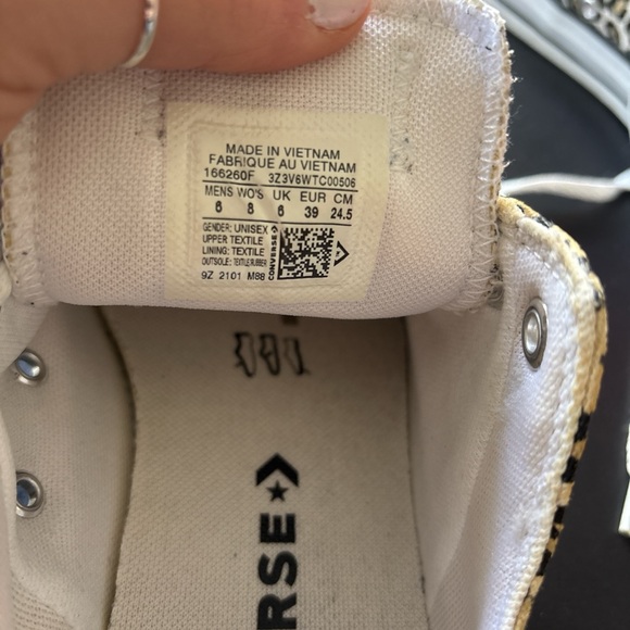 Converse Leopard Print Sneakers - Picture 3 of 4